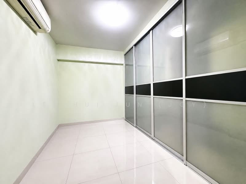 14 Kampong Arang Road, 14 Kampong Arang Road, 3 Bedrooms, 1,152 sqft, HDB Flat For Sale, by Lee Hui Jun (Joy), 500101284 - Study room - PropertyGuru.com.sg