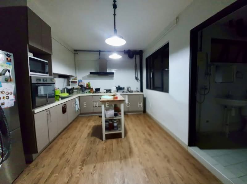 553 Pasir Ris Street 51, 553 Pasir Ris Street 51, 3 Bedrooms, 1,324 sqft, HDB Flat For Sale, by Irene Chiam, 500101288 - Kitchen - PropertyGuru.com.sg