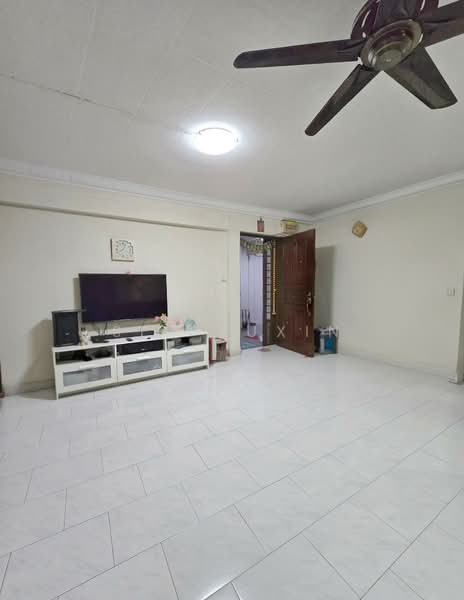 For Sale - 452 Hougang Avenue 10