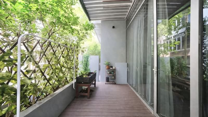 Seletar Park Residence Condominium For Sale at S$ 980,000 | PropertyGuru Singapore - Balcony