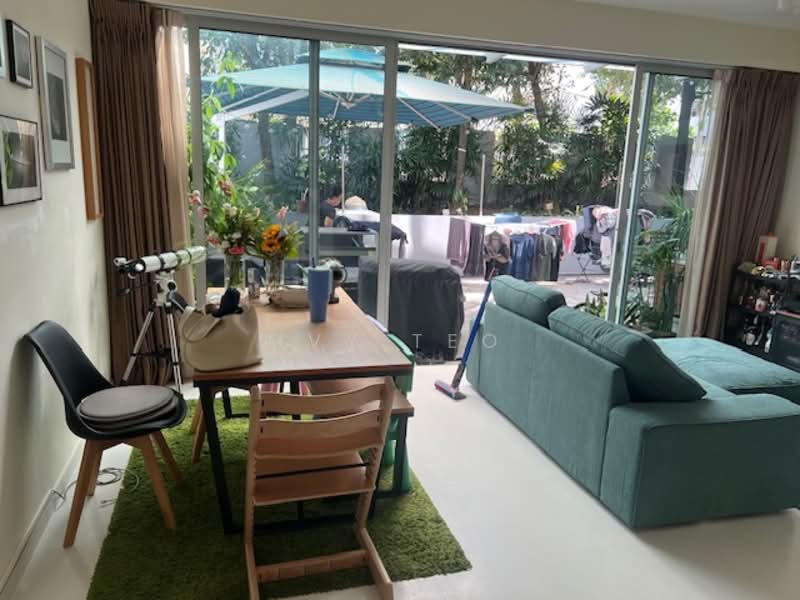 Wilkie Studio Condominium For Sale at S$ 2,800,000 | PropertyGuru Singapore - Living Room