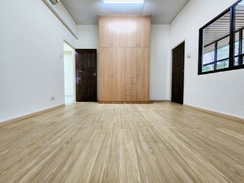 D9 Rare freehold near Orchard Rd/ION MRT ,ideal for rebuild/A&A Bungalow House For Sale at S$ 33,000,000 | PropertyGuru Singapore