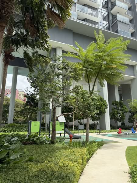 Stirling Residences, 25 Stirling Road, 1 Bedroom, 441 sqft, Condominium For Rent, by Adrienna Siew, 500101336 - Exterior - PropertyGuru.com.sg