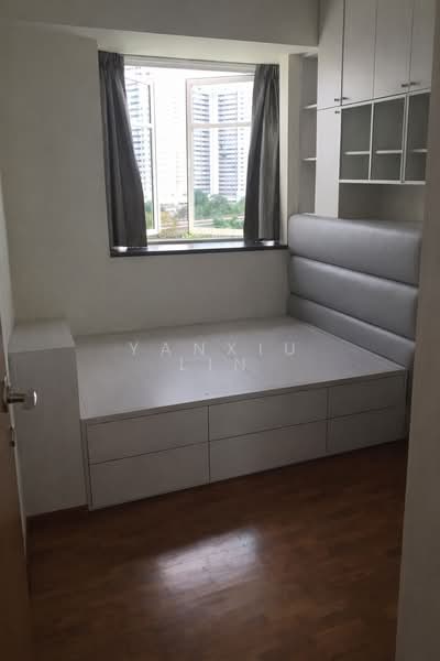 The Jade Condominium For Sale at S$ 2,250,000 | PropertyGuru Singapore - Bedroom