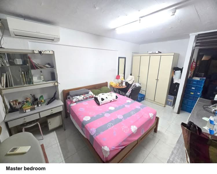 445 tampines street 42, , 1,000 sqft, Shop / Shophouse For Rent, by Joyce Chew, 500101345 - Master Bedroom - CommercialGuru.com.sg