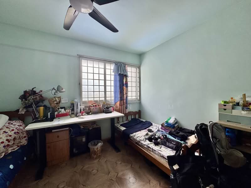 104 Woodlands Street 13 HDB Flat For Sale at S$ 540,000 | PropertyGuru Singapore - Bedroom