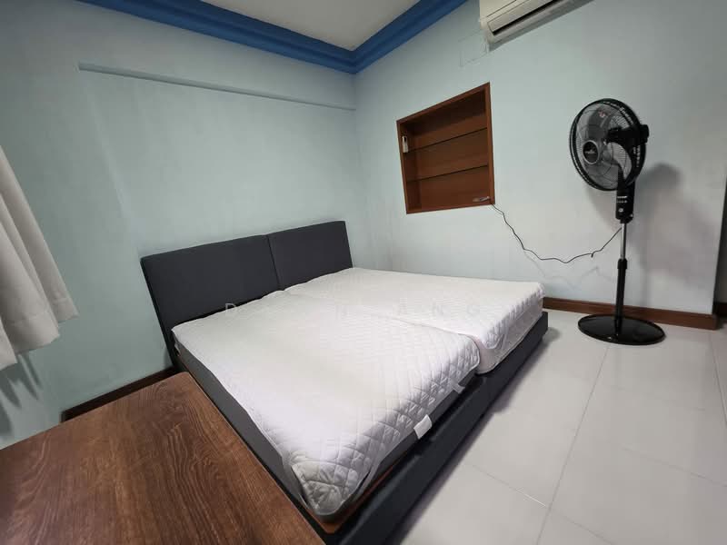 618 Ang Mo Kio Avenue 4, 618 Ang Mo Kio Avenue 4, Room Rental, 120 sqft, HDB Flat For Rent, by Dawn Ang, 500101357 - Bedroom - PropertyGuru.com.sg