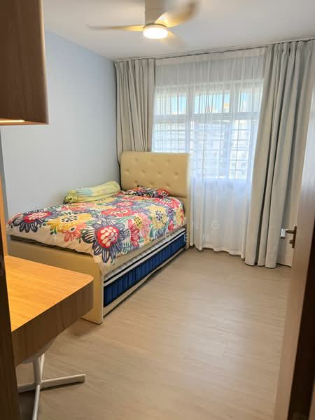 402A Lorong 1 Toa Payoh, Lorong 1 Toa Payoh, Room Rental, 150 sqft, HDB Flat For Rent, by Lim Jing Tuan (Benedict), 500101372 - Bedroom - PropertyGuru.com.sg