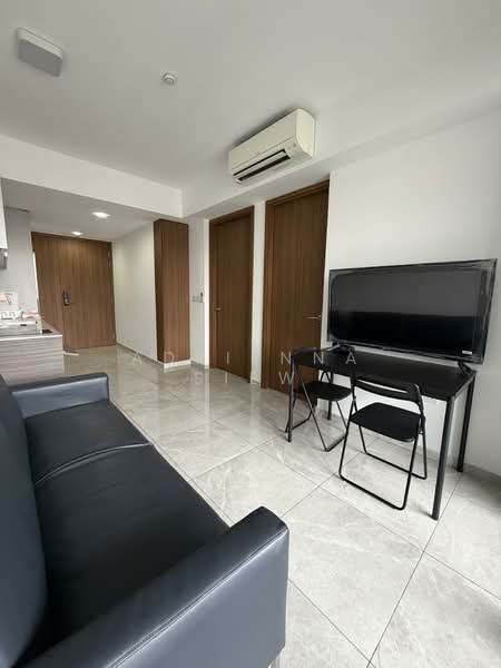 Stirling Residences, 25 Stirling Road, 1 Bedroom, 441 sqft, Condominium For Sale, by Adrienna Siew, 500101375 - Living Room - PropertyGuru.com.sg