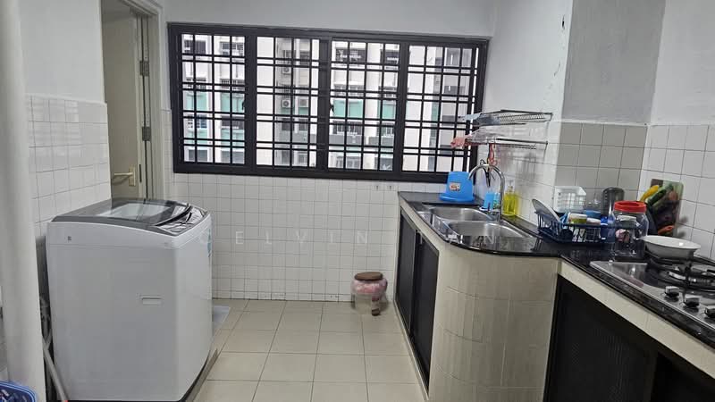 134 Bedok North Street 2, 134 Bedok North Street 2, 2 Bedrooms, 721 sqft, HDB Flat For Rent, by Celvin Tan, 500101379 - Kitchen - PropertyGuru.com.sg