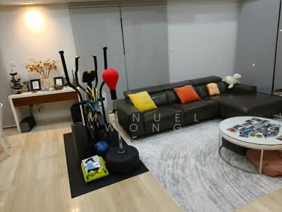 For Sale - Burgundy Hill