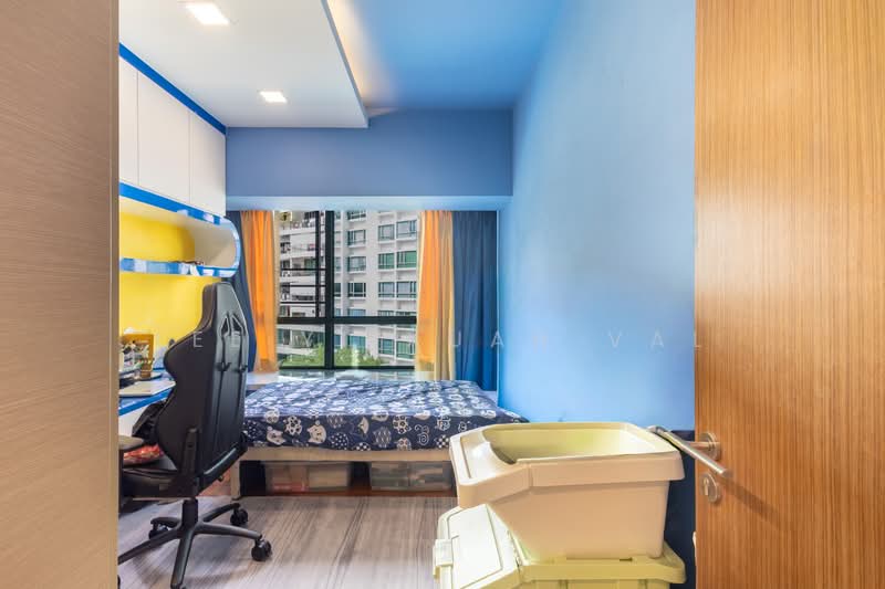 Waterfront Waves Condominium For Sale at S$ 2,199,999 | PropertyGuru Singapore - Bedroom