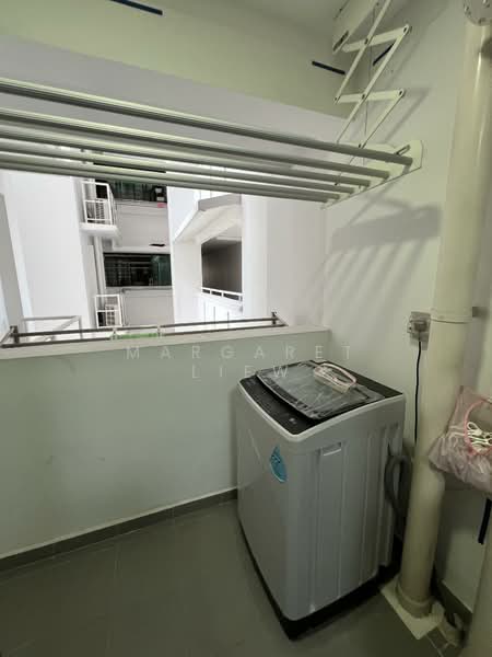 818B Choa Chu Kang Avenue 1, 818B Choa Chu Kang Avenue 1, Room Rental, 180 sqft, HDB Flat For Rent, by Margaret Liew, 500101385 - Balcony - PropertyGuru.com.sg