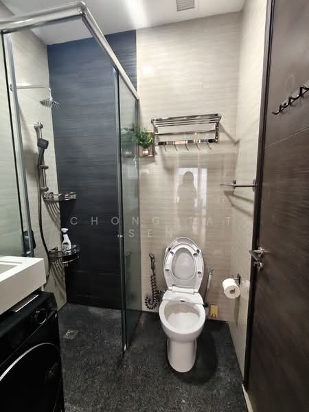 Oxley Edge, 308 River Valley Road, 3 Bedrooms, 445 sqft, Apartment For Rent, by Chong Tat Sen, 500101391 - Bathroom - PropertyGuru.com.sg