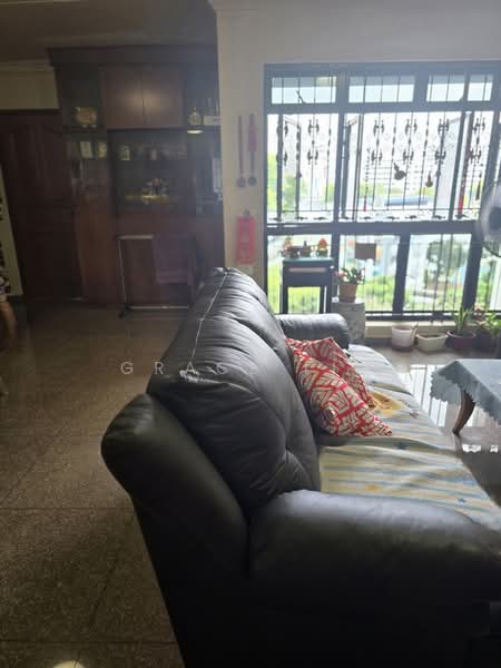 121 Rivervale Drive, 121 Rivervale Drive, 3 Bedrooms, 1,184 sqft, HDB Flat For Sale, by Grace Liu, 500101396 - Living Room - PropertyGuru.com.sg