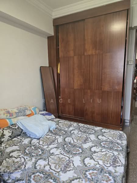 121 Rivervale Drive, 121 Rivervale Drive, 3 Bedrooms, 1,184 sqft, HDB Flat For Sale, by Grace Liu, 500101396 - Bedroom - PropertyGuru.com.sg