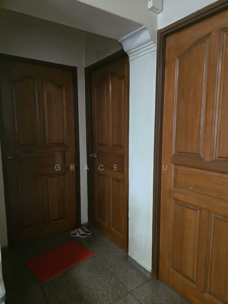 121 Rivervale Drive, 121 Rivervale Drive, 3 Bedrooms, 1,184 sqft, HDB Flat For Sale, by Grace Liu, 500101396 - Entrance - PropertyGuru.com.sg