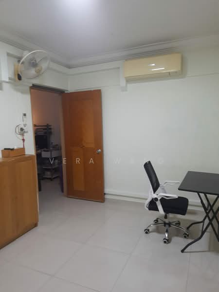 245 Jurong East Street 24, 245 Jurong East Street 24, Room Rental, 200 sqft, HDB Flat For Rent, by Vera Wang, 500101398 - Interior - PropertyGuru.com.sg