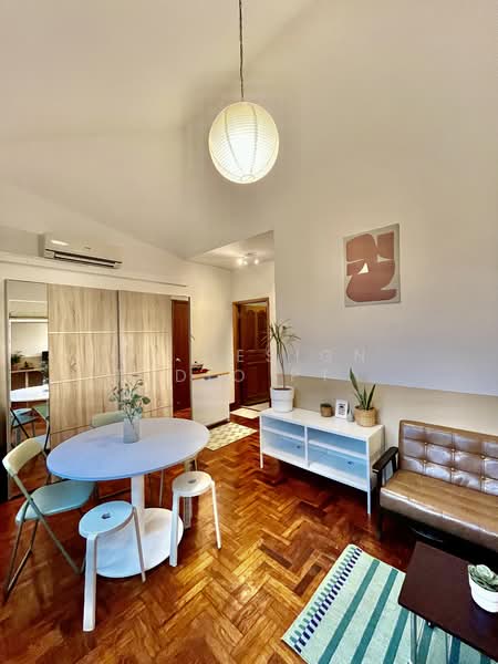 353 Upper Paya Lebar Road, , Studio, 300 sqft, Terraced House For Rent, by Trudy Tan, 500101409 - Living Room - PropertyGuru.com.sg