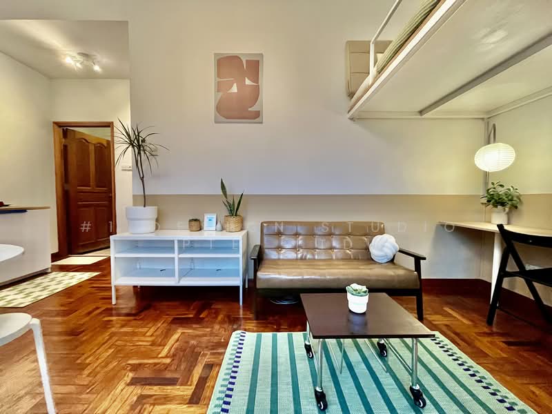 353 Upper Paya Lebar Road, , Studio, 300 sqft, Terraced House For Rent, by Trudy Tan, 500101409 - Living Room - PropertyGuru.com.sg