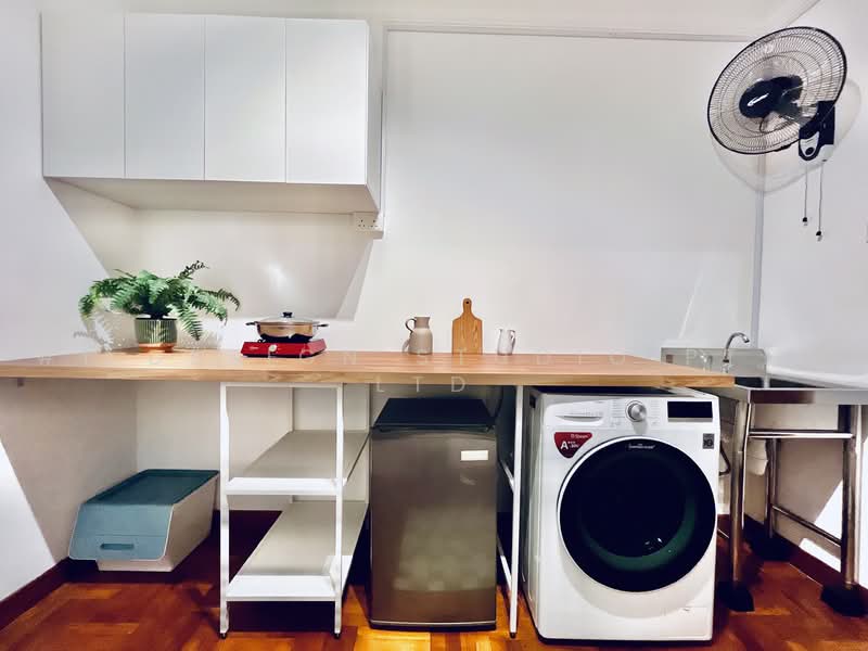 353 Upper Paya Lebar Road, , Studio, 400 sqft, Terraced House For Rent, by Trudy Tan, 500101409 - Kitchen - PropertyGuru.com.sg