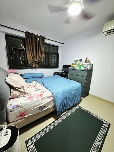274C Compassvale Bow HDB Flat For Sale at S$ 850,000 | PropertyGuru Singapore - Bedroom