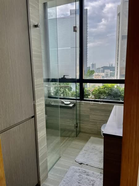 The Crest, 101 Prince Charles Crescent, 4 Bedrooms, 1,518 sqft, Condominium For Rent, by Angel Luo, 500101420 - Bathroom - PropertyGuru.com.sg