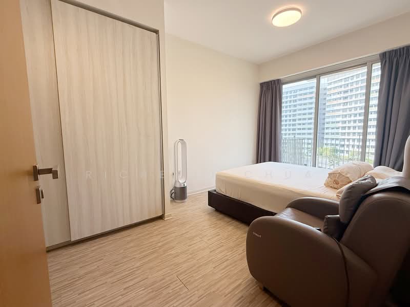 CityLife @ Tampines, 51 Tampines Central 7, 3 Bedrooms, 1,195 sqft, Executive Condominium For Sale, by Richelle Chua, 500101423 - Bedroom - PropertyGuru.com.sg