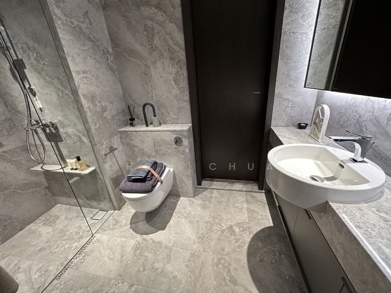 MEYER BLUE Condominium For Sale at S$ 4,685,000 | PropertyGuru Singapore - Bathroom