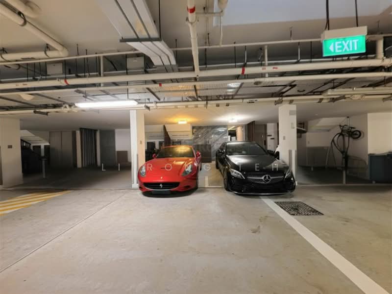 Watercove, , 5 Bedrooms, 3,466 sqft, Cluster House For Sale, by Li Rong Teh, 500101429 - Car Park - PropertyGuru.com.sg