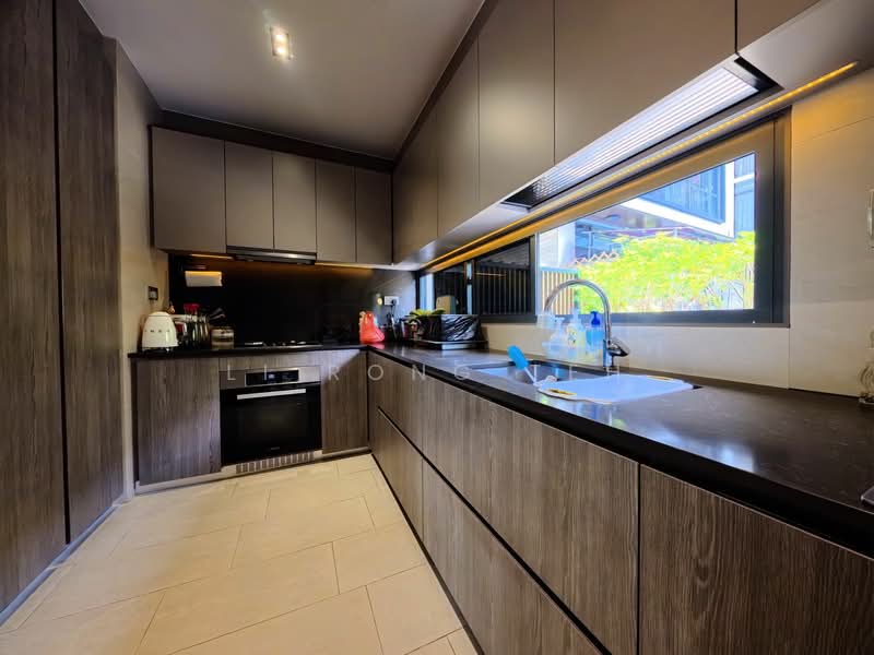 Watercove, , 5 Bedrooms, 3,466 sqft, Cluster House For Sale, by Li Rong Teh, 500101429 - Kitchen - PropertyGuru.com.sg