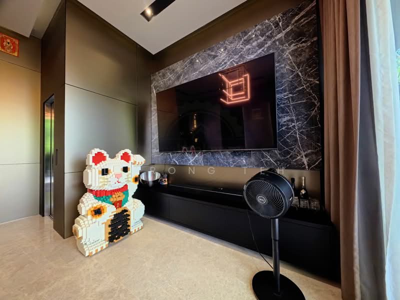 Watercove, , 5 Bedrooms, 3,466 sqft, Cluster House For Sale, by Li Rong Teh, 500101429 - Living Room - PropertyGuru.com.sg