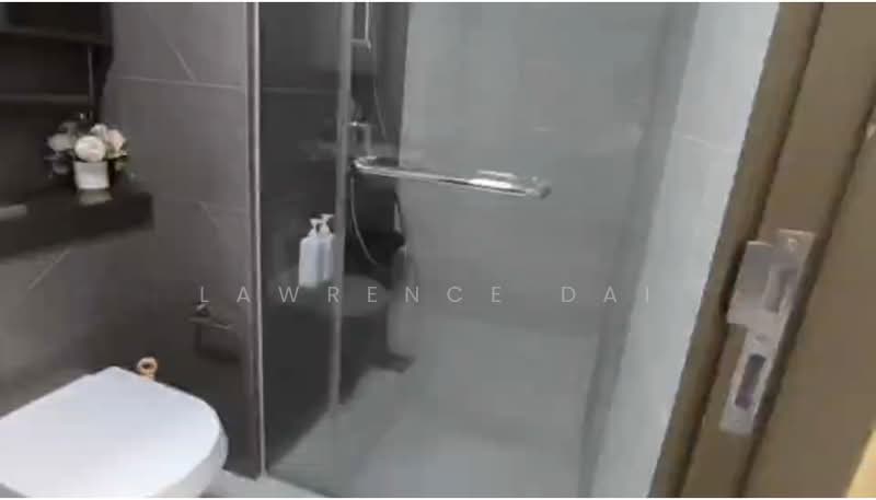 The Florence Residences Condominium For Sale at S$ 1,280,000 | PropertyGuru Singapore - Bathroom
