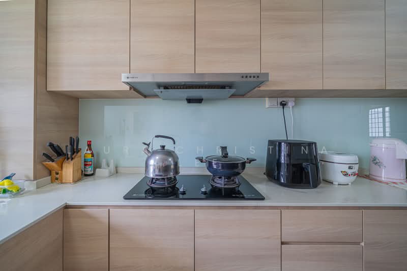 160 Bukit Batok Street 11, 160 Bukit Batok Street 11, 3 Bedrooms, 1,130 sqft, HDB Flat For Sale, by Laura Christina Lee, 500101435 - Kitchen - PropertyGuru.com.sg