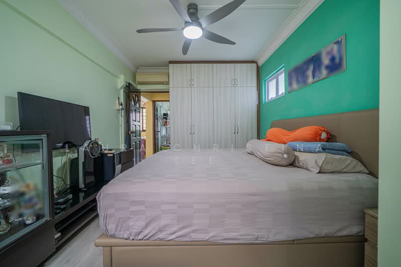 160 Bukit Batok Street 11, 160 Bukit Batok Street 11, 3 Bedrooms, 1,130 sqft, HDB Flat For Sale, by Laura Christina Lee, 500101435 - Master Bedroom - PropertyGuru.com.sg