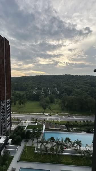 The Hillier Condominium For Sale at S$ 950,000 | PropertyGuru Singapore - Exterior