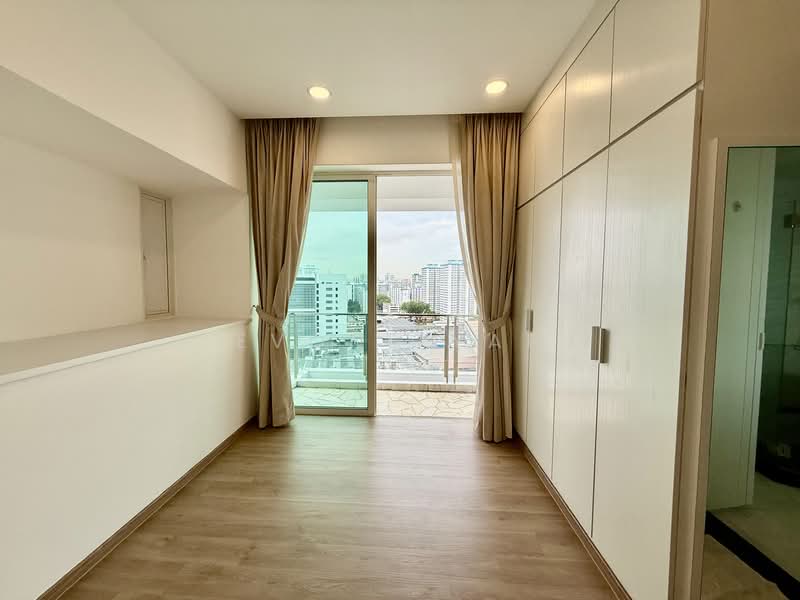 Cote D'Azur, 60 Marine Parade Road, 1 Bedroom, 915 sqft, Condominium For Rent, by Evone Yap, 500101442 - Balcony - PropertyGuru.com.sg
