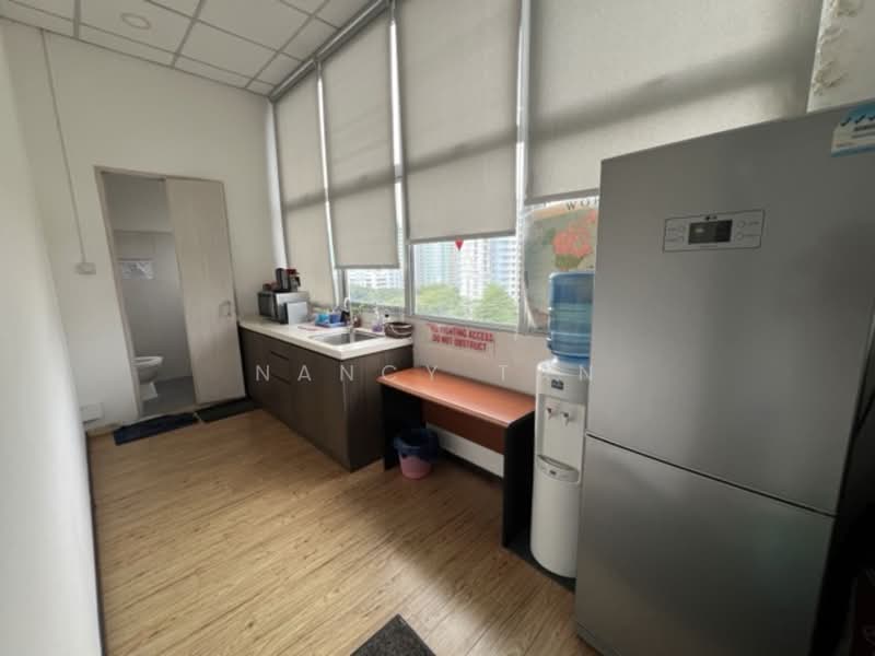 Pioneer Junction, 3 Soon Lee Street, 1,507 sqft, Factory / Workshop (B2) For Rent, by Nancy Tan, 500101463 - Kitchen - CommercialGuru.com.sg