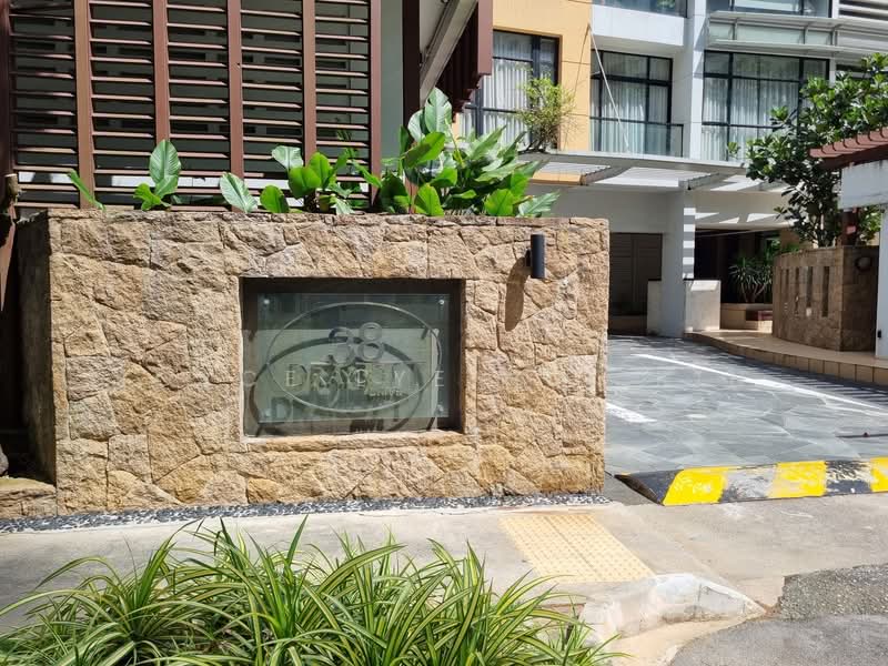 38 Draycott Drive Apartment For Sale at S$ 3,680,000 | PropertyGuru Singapore - Exterior