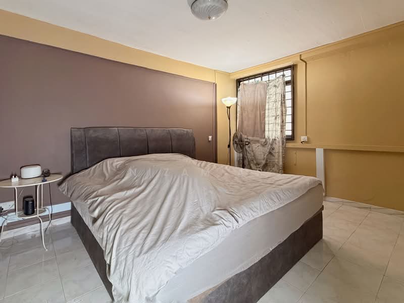 528 Bukit Batok Street 51 HDB Flat For Sale at S$ 405,000 | PropertyGuru Singapore - Bedroom