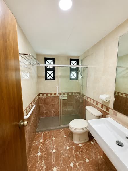 The Anchorage, 370D Alexandra Road, 3 Bedrooms, 1,507 sqft, Condominium For Sale, by Yong Wee Foong 杨伟锋, 500101477 - Bathroom - PropertyGuru.com.sg