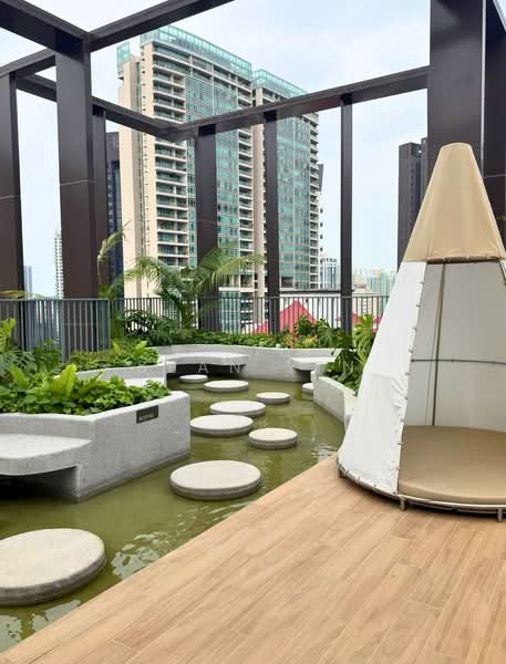 Hill House Condominium For Sale at S$ 1,398,888 | PropertyGuru Singapore - Garden
