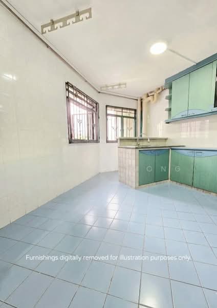 256 Compassvale Road HDB Flat For Sale at S$ 688,000 | PropertyGuru Singapore - Kitchen (Decluttered)