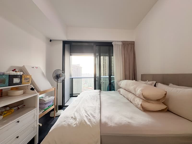 DUO Residences, 1 Fraser Street, 2 Bedrooms, 1,012 sqft, Apartment For Rent, by June Ling, 500101483 - Bedroom - PropertyGuru.com.sg