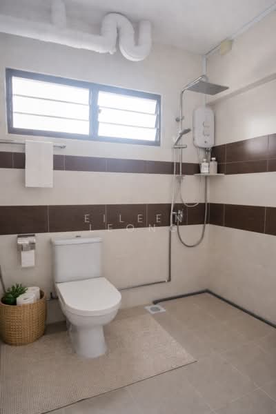 504 Woodlands Drive 14 HDB Flat For Sale at S$ 695,000 | PropertyGuru Singapore - Bathroom - Perspective (For illustraion)