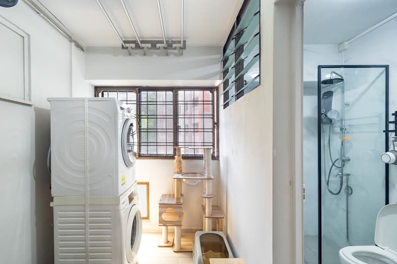 759 Woodlands Avenue 6 HDB Flat For Sale at S$ 570,000 | PropertyGuru Singapore - Bathroom