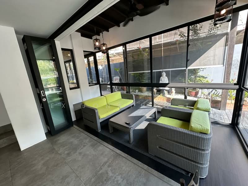 Sunrise Avenue, Sunrise Avenue, 4 Bedrooms, 3,265 sqft, Semi-Detached House For Sale, by Alex Jonathan Tay, 500101490 - Living Room - PropertyGuru.com.sg