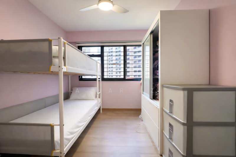 468A Bukit Batok West Avenue 9 HDB Flat For Sale at S$ 670,000 | PropertyGuru Singapore - Bedroom