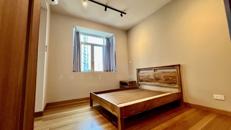 Robertson 100, 100 Robertson Quay, 2 Bedrooms, 936 sqft, Apartment For Rent, by Julie Cheak, 500101499 - Master Bedroom - PropertyGuru.com.sg