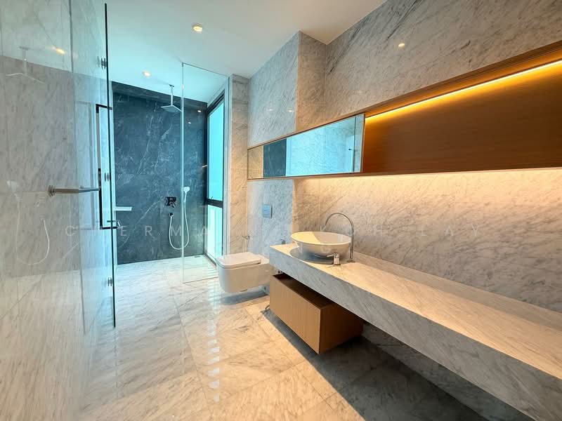 Ocean Drive Detached House For Sale at S$ 19,900,000 | PropertyGuru Singapore - Bathroom